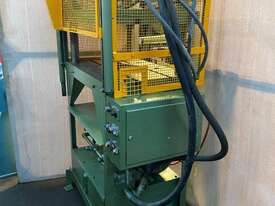 Archer 18 ton 4 Post Hydraulic Press - picture1' - Click to enlarge