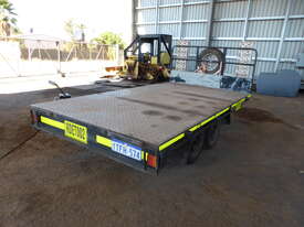 John Pappas 2004 Tandem Axle Flat Top Trailer - picture2' - Click to enlarge
