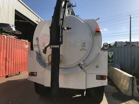 Sewer Jetting Vacuum Combination Truck - picture2' - Click to enlarge