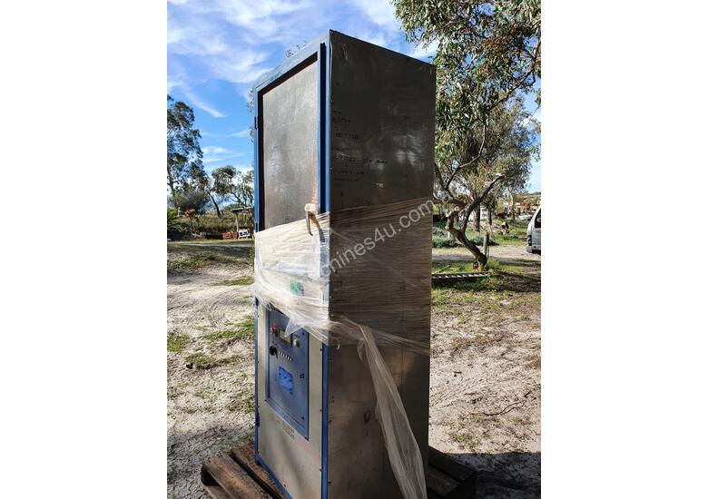 Used SONIC DRY CLEAN 6 AIR FILTER CLEANER CLEANING Air filters