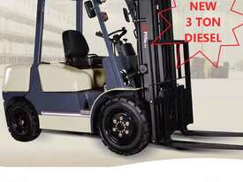 BRAND NEW 3 TON DIESEL CONTAINER MAST DIESEL FORKLIFT WITH SIDESHIFT $21000 + gst!!!! - picture0' - Click to enlarge