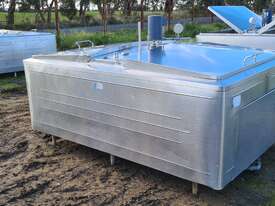 STAINLESS STEEL TANK, MILK VAT 2280 LT - picture1' - Click to enlarge