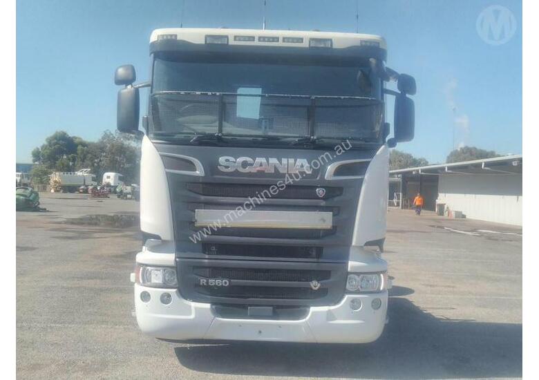 caption Scania R560