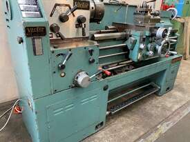 Victor 400 x 1000  Metal Lathe - picture2' - Click to enlarge