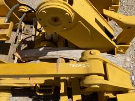 Caterpillar 140 Multi Shank Rippers  - picture0' - Click to enlarge