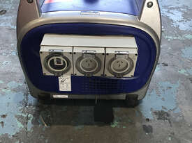Yamaha Inverter Generator 2.4 KVA Silent Petrol Portable EF2400IS - Used Item - picture0' - Click to enlarge