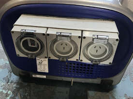 Yamaha Inverter Generator 2.4 KVA Silent Petrol Portable EF2400IS - Used Item - picture1' - Click to enlarge