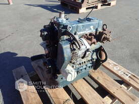 KUBOTA D902 3 CYLINDER DIESEL ENGINE - picture0' - Click to enlarge