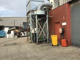 External Dust Extraction System - picture0' - Click to enlarge