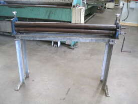 Australian Made 1000 x 500 Manual Curving Rolls - picture0' - Click to enlarge