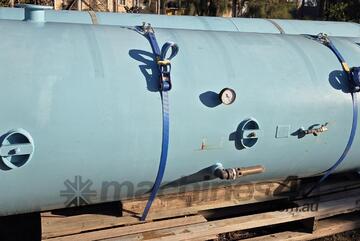 VERTICAL 430 530 600 820 1,000 4,000 8,000 10,000Litre Aussie Tanks fr$900. Horiz 250-500L. Air Pipe