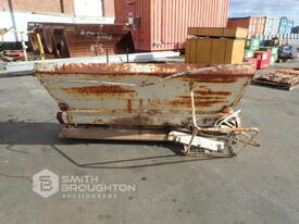 TAILGATE SPREADER - picture0' - Click to enlarge