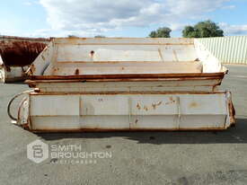 TAILGATE SPREADER - picture2' - Click to enlarge