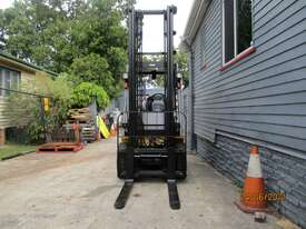 Yale 2.5 ton, LPG Used Forklift #1631 - picture1' - Click to enlarge