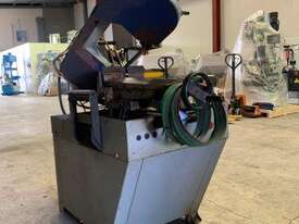 Manual Bandsaw Ø 220mm Cutting Capacity - picture0' - Click to enlarge