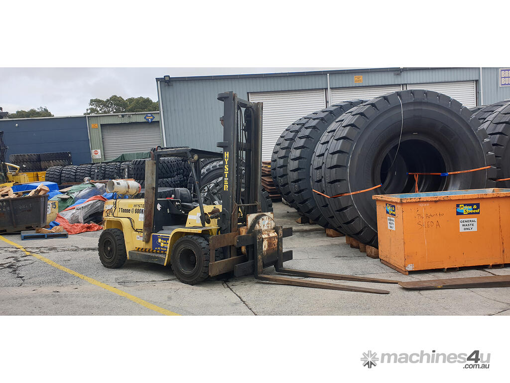 Hire hyster HYSTER 7 00XL Forklift Sydney Forklifts PS086 Container