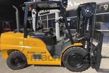 5 Tonne Hyundai Forklift For Sale