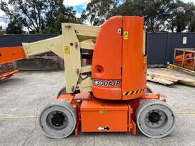 JLG E300AJP Electric Boom Lift - picture2' - Click to enlarge