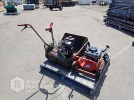 1 X VICTA IMPERIAL REEL LAWN MOWER & 1 X ROVER LAWN MOWER - picture1' - Click to enlarge