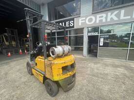 Yale 2.5 Tonne Forklift For Sale - picture2' - Click to enlarge
