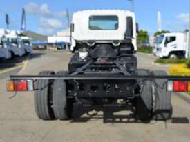 2010 ISUZU FTR 900 - Cab Chassis Trucks - picture2' - Click to enlarge