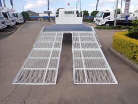 2009 MITSUBISHI FUSO CANTER Beavertail - Tray Truck - picture2' - Click to enlarge