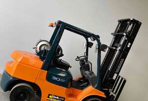 Toyota forklift 3.5 tonne lpg fork positioner