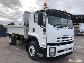 2011 Isuzu FVR1000 - picture0' - Click to enlarge