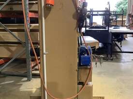 SCM Floating Overhead Head Router - picture1' - Click to enlarge