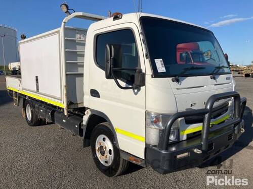 2015 Mitsubishi Fuso Canter 615