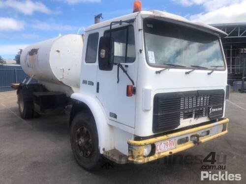 1994 International ACCO 1850E