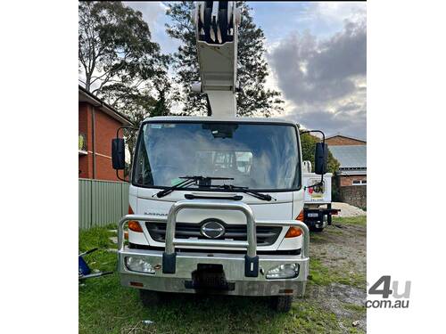 Used 2007 Hino GT 4x4 With EWP