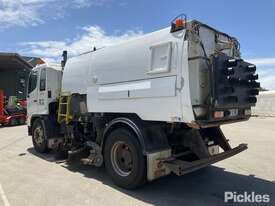 2007 Hino FG1J - picture2' - Click to enlarge