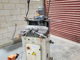 Copy Router for aluminium doors etc. - picture0' - Click to enlarge