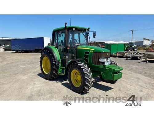 John Deere 6230