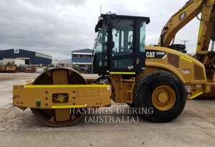 CATERPILLAR CS56BLRC Vibratory Single Drum Smooth