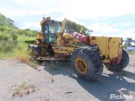 Komatsu GD825A-2 - picture0' - Click to enlarge