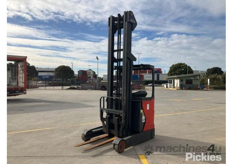 Used Linde R1 6 High Reach Forklift in , - Listed on Machines4u