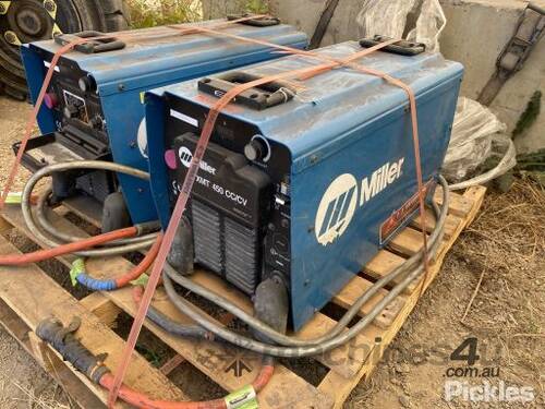 1x Miller XMT 450 CC/CU Multiprocess Welder, 3 Phase (1) Note: Sold Separately ,Serial No: NA292551U