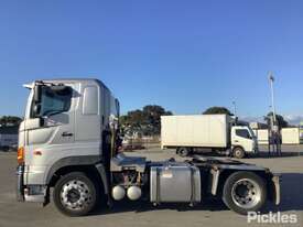 2015 Hino 700 Series Prime Mover - picture2' - Click to enlarge