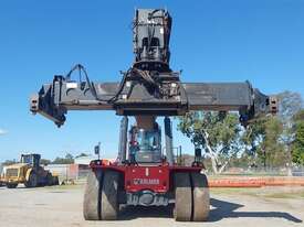 Kalmar Reach Stacker - picture0' - Click to enlarge