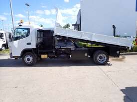 MITSUBISHI CANTER - picture2' - Click to enlarge