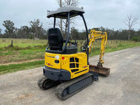 New Holland E18 Tracked-Excav Excavator - picture2' - Click to enlarge