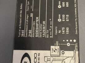 Bargain Crown 1.5t Almost New Reach Forklift RR5200 - picture1' - Click to enlarge