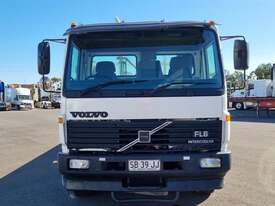 Volvo FL6 C/cab 6X2 - picture0' - Click to enlarge