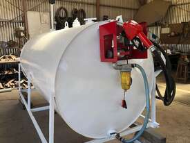 DIESEL TANK & BOWSER 2,300 LITRE ( 2,000 safely ) - picture2' - Click to enlarge
