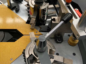 Hydraulic Corner Crimper ACM 130 - save$2000 + GST - picture1' - Click to enlarge