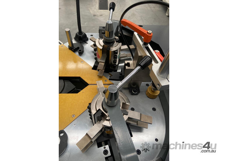 caption Hydraulic Corner Crimper ACM 130 - save$2000 + GST