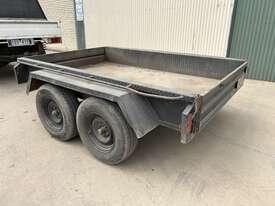 2006 Victoria Trailers Tandem Axle Box Trailer - picture2' - Click to enlarge