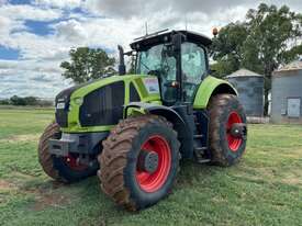 2013 Claas 950 Axion FWA Tractor - picture2' - Click to enlarge